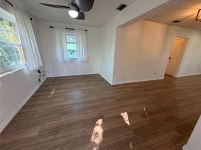 8370 NW 26th St, Sunrise FL 33322