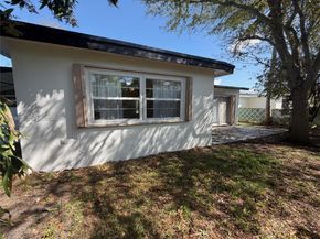 8370 NW 26th St, Sunrise FL 33322
