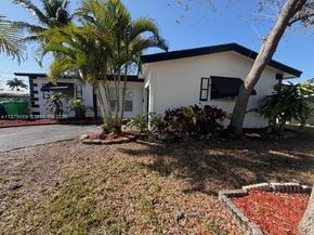 8370 NW 26th St, Sunrise FL 33322