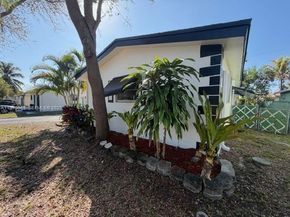 8370 NW 26th St, Sunrise FL 33322