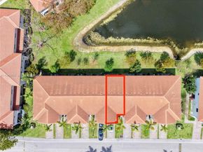 6011 Woods Edge Cir 6011, Riviera Beach FL 33410