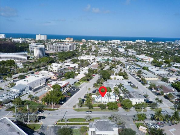220 SE 12th Ave, Deerfield Beach FL 33441