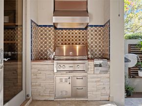 7560 SW 56th Ct, Miami FL 33143