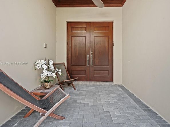 7560 SW 56th Ct, Miami FL 33143