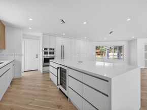 10380 SW 56th Ter, Miami FL 33173