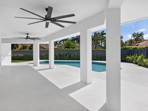 10380 SW 56th Ter, Miami FL 33173