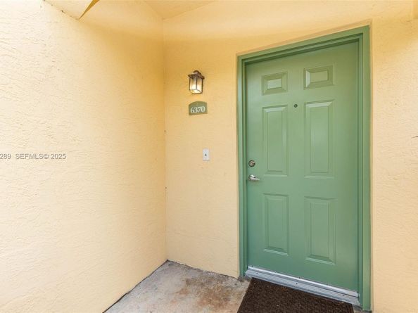 6370 W Sample Rd 6370, Coral Springs FL 33067