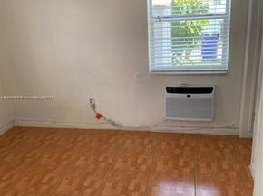 1987 NE 171st St, North Miami Beach FL 33162