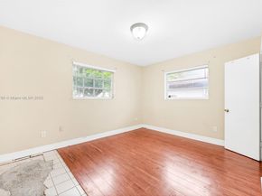 6750 White Oak Dr, Miami Lakes FL 33014