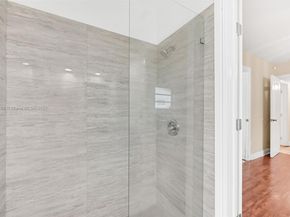 6750 White Oak Dr, Miami Lakes FL 33014