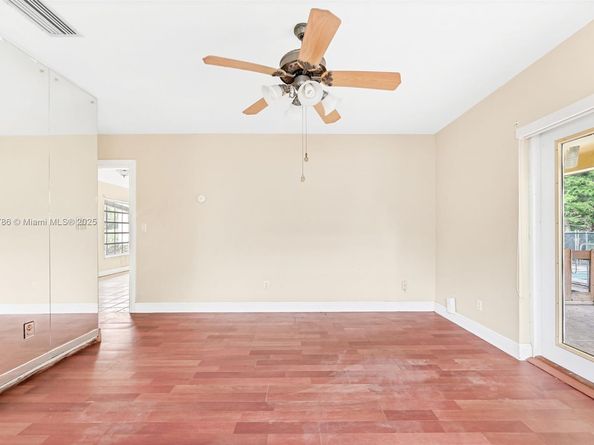 6750 White Oak Dr, Miami Lakes FL 33014