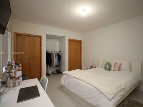 5620 Alton Rd, Miami Beach FL 33140