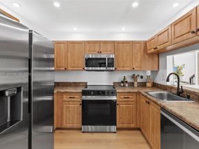 21216 Harbor Way 15815, Aventura FL 33180