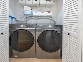 21216 Harbor Way 15815, Aventura FL 33180