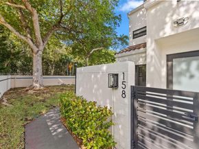 21216 Harbor Way 15815, Aventura FL 33180