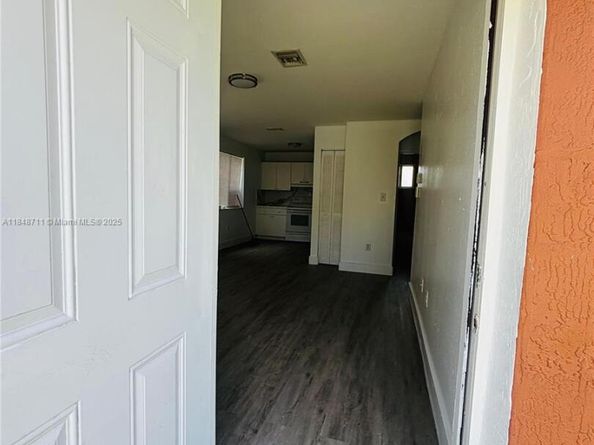 997 NW 11 Street, Homestead FL 33030