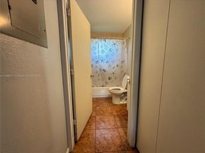 997 NW 11 Street, Homestead FL 33030