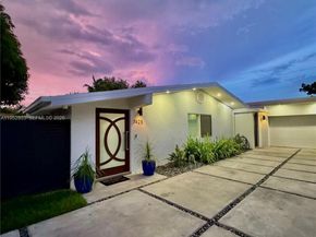 7425 SW 139th Ter, Palmetto Bay FL 33158