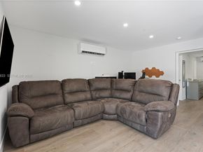 7425 SW 139th Ter, Palmetto Bay FL 33158