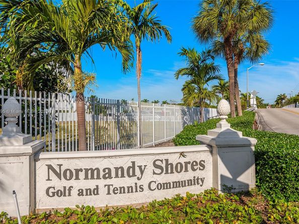 410 S Shore Dr, Miami Beach FL 33141