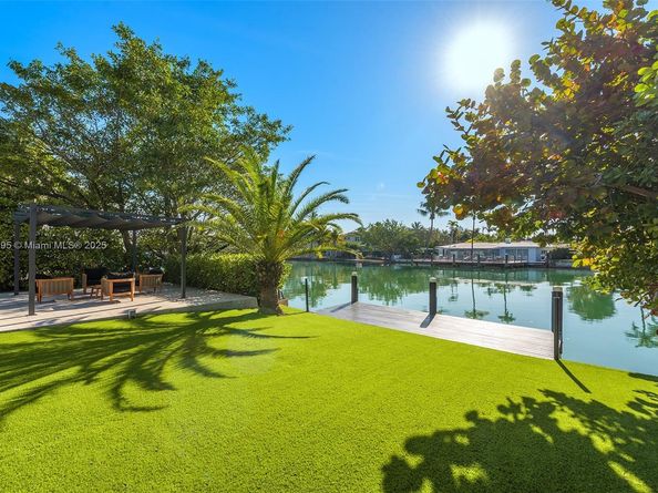 410 S Shore Dr, Miami Beach FL 33141