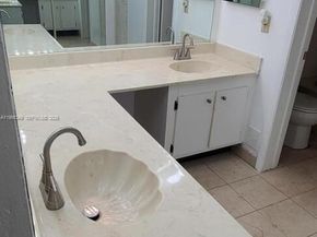 3564 Magellan Cir 2111, Aventura FL 33180