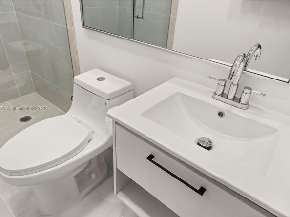 3616 SW 26th St, Miami FL 33133