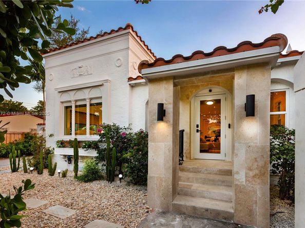 3616 SW 26th St, Miami FL 33133