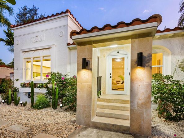 3616 SW 26th St, Miami FL 33133