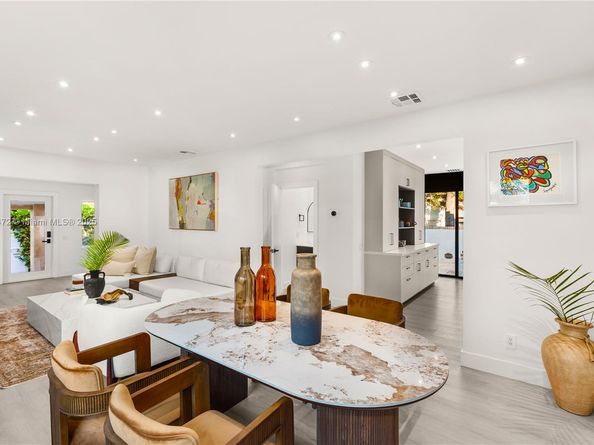 3616 SW 26th St, Miami FL 33133