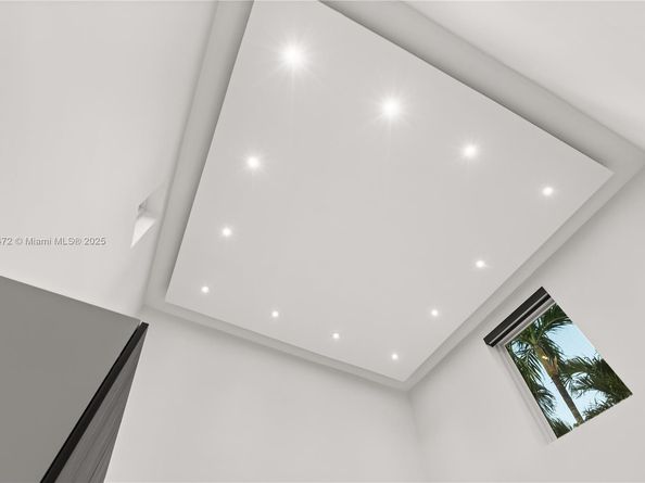 3616 SW 26th St, Miami FL 33133