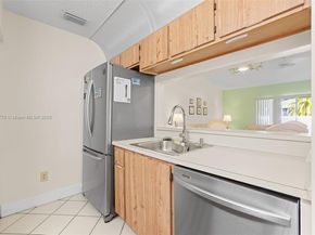 11657 NW 11th Street, Pembroke Pines FL 33026