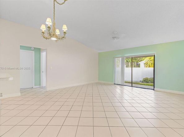11657 NW 11th Street, Pembroke Pines FL 33026