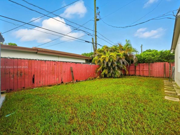 7375 SW 34th Street, Miami FL 33155