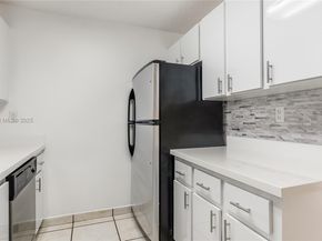 20680 NE 4th Ct 206, Miami FL 33179