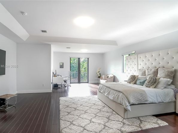 6950 SW 97th Ave, Miami FL 33173