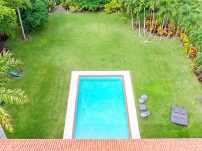 6950 SW 97th Ave, Miami FL 33173