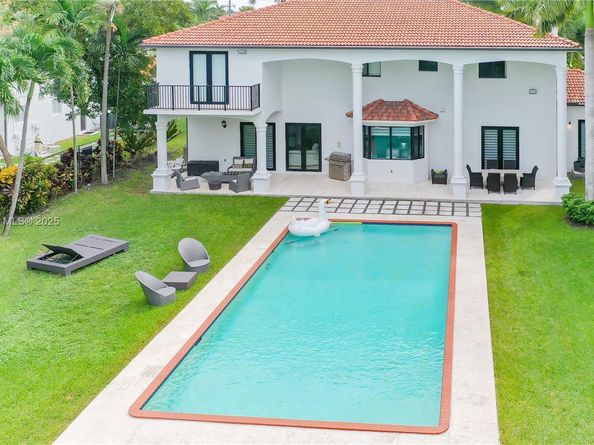 6950 SW 97th Ave, Miami FL 33173