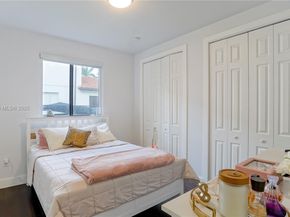 6950 SW 97th Ave, Miami FL 33173