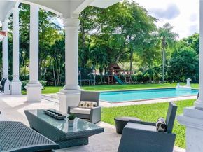 6950 SW 97th Ave, Miami FL 33173