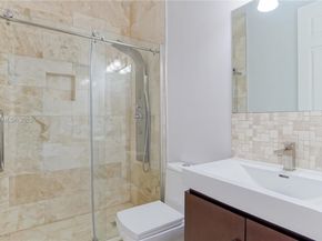 6950 SW 97th Ave, Miami FL 33173