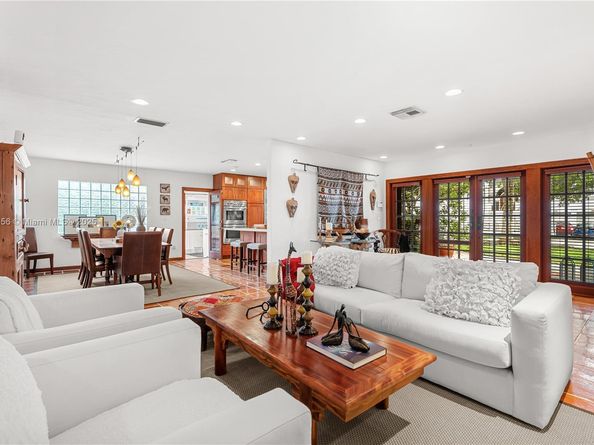 12430 Keystone Island Dr, North Miami FL 33181
