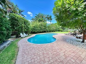 12430 Keystone Island Dr, North Miami FL 33181