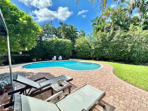 12430 Keystone Island Dr, North Miami FL 33181