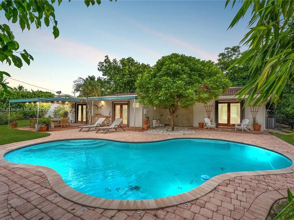 12430 Keystone Island Dr, North Miami FL 33181