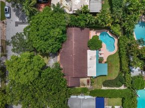 12430 Keystone Island Dr, North Miami FL 33181