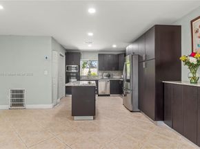 10615 SW 200th St, Cutler Bay FL 33157