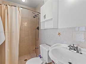 10615 SW 200th St, Cutler Bay FL 33157