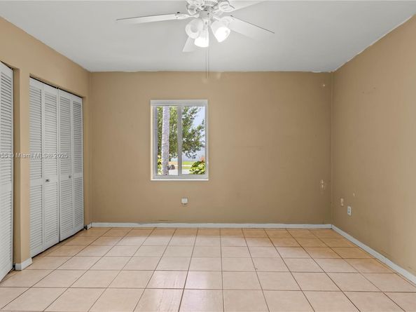 10615 SW 200th St, Cutler Bay FL 33157