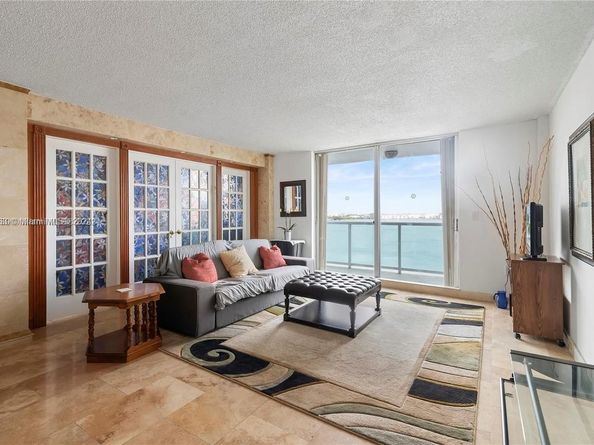 2841 NE 163rd St 803, North Miami Beach FL 33160